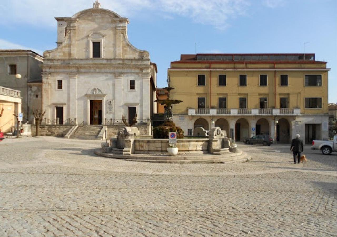 Villa La Grande Casa Di Montagna Castel Di Sangro Exterior foto